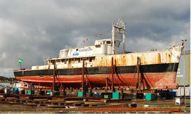 French shipyard threatens to sell Jacques Cousteau's boat